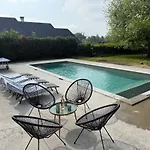 Vila Avec Piscine Chauffee Coeur Du Pays D'auge