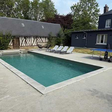 Avec Piscine Chauffee Coeur Du Pays D'auge