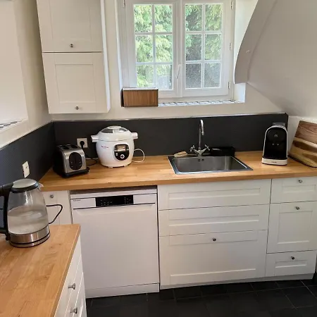 Villa Avec Piscine Chauffee Coeur Du Pays D'auge Norolles