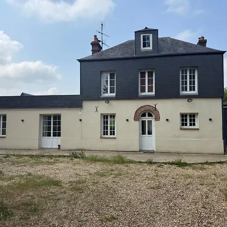 Villa Avec Piscine Chauffee Coeur Du Pays D'auge