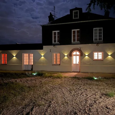 Villa Avec Piscine Chauffee Coeur Du Pays D'auge *