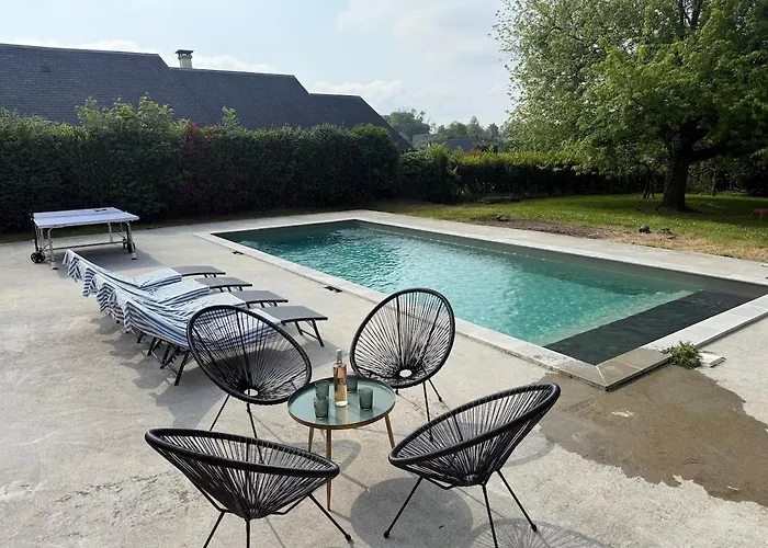 Villa Avec Piscine Chauffee Coeur Du Pays D'auge