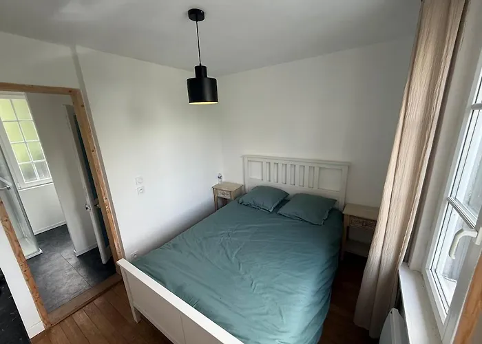 Villa Avec Piscine Chauffee Coeur Du Pays D'auge Norolles