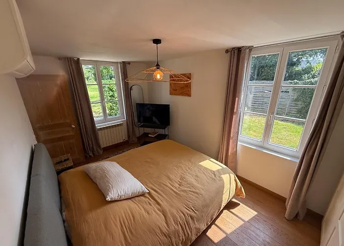 Villa Avec Piscine Chauffee Coeur Du Pays D'auge *